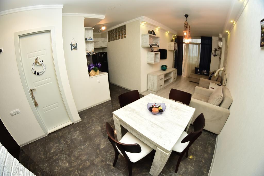 Stars Apartment Batumi Exterior photo
