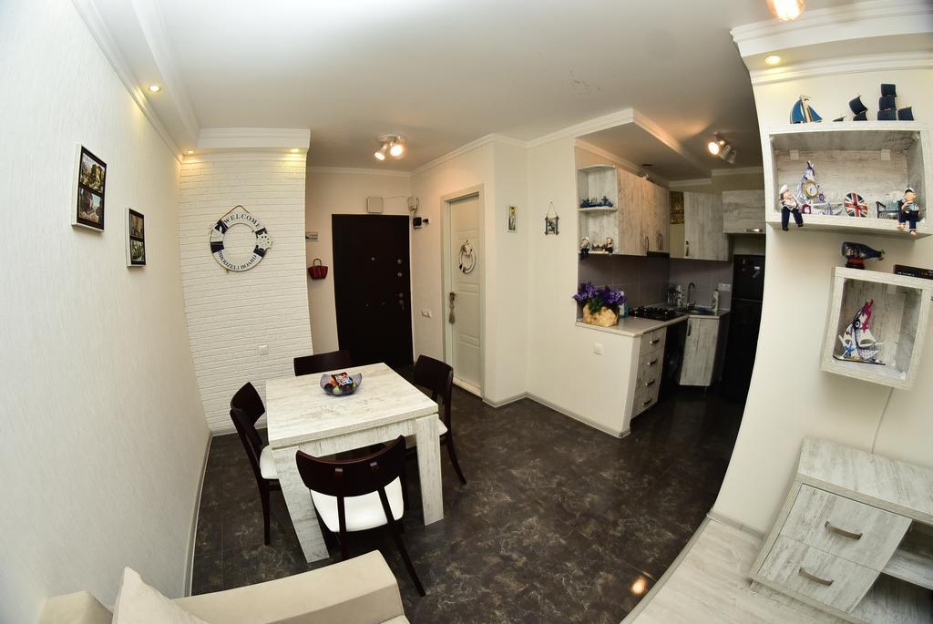 Stars Apartment Batumi Exterior photo